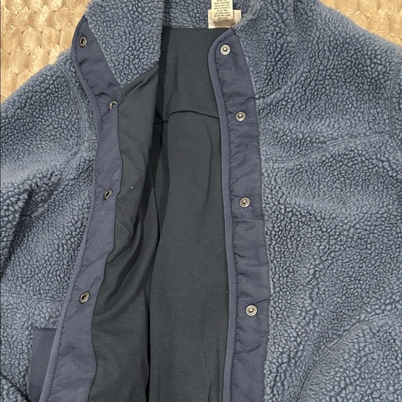 Cozy L.L. Bean Blue Fleece Jacket - Picture 2 of 5